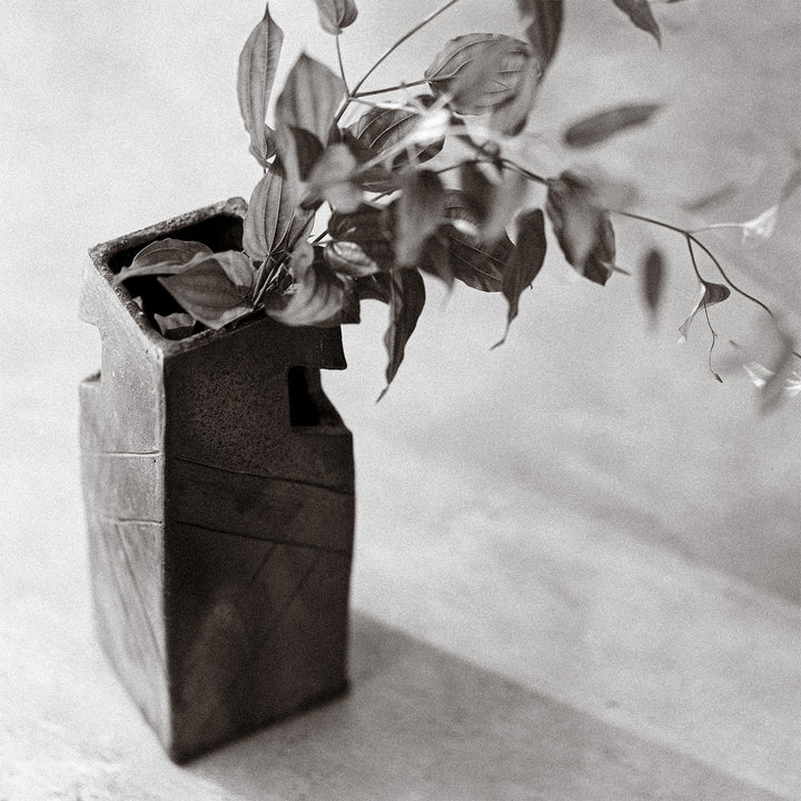 [Shima Yukihiro] Bizen flower vase-04